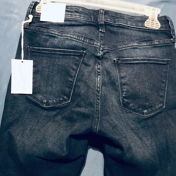 Universal Thread High Rise Bermuda Shorts - Picture 3 of 6